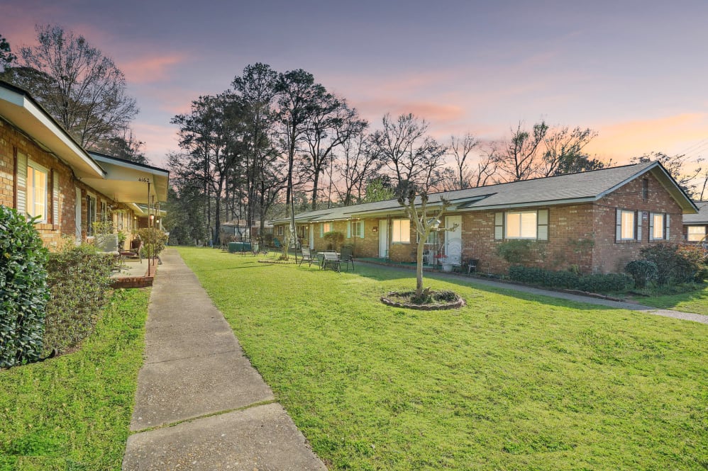 neighborhood at West Forty 9 Apartments located in Milledgeville, GA